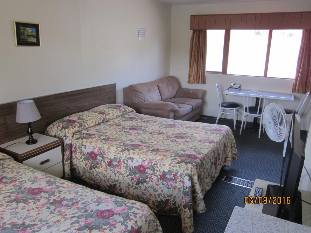 Valleyview Motel Williams Lake Εξωτερικό φωτογραφία